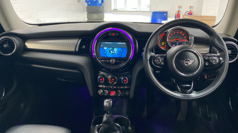 MINI Hatchback 1.5 Cooper Exclusive II 3dr Petrol Hatchback